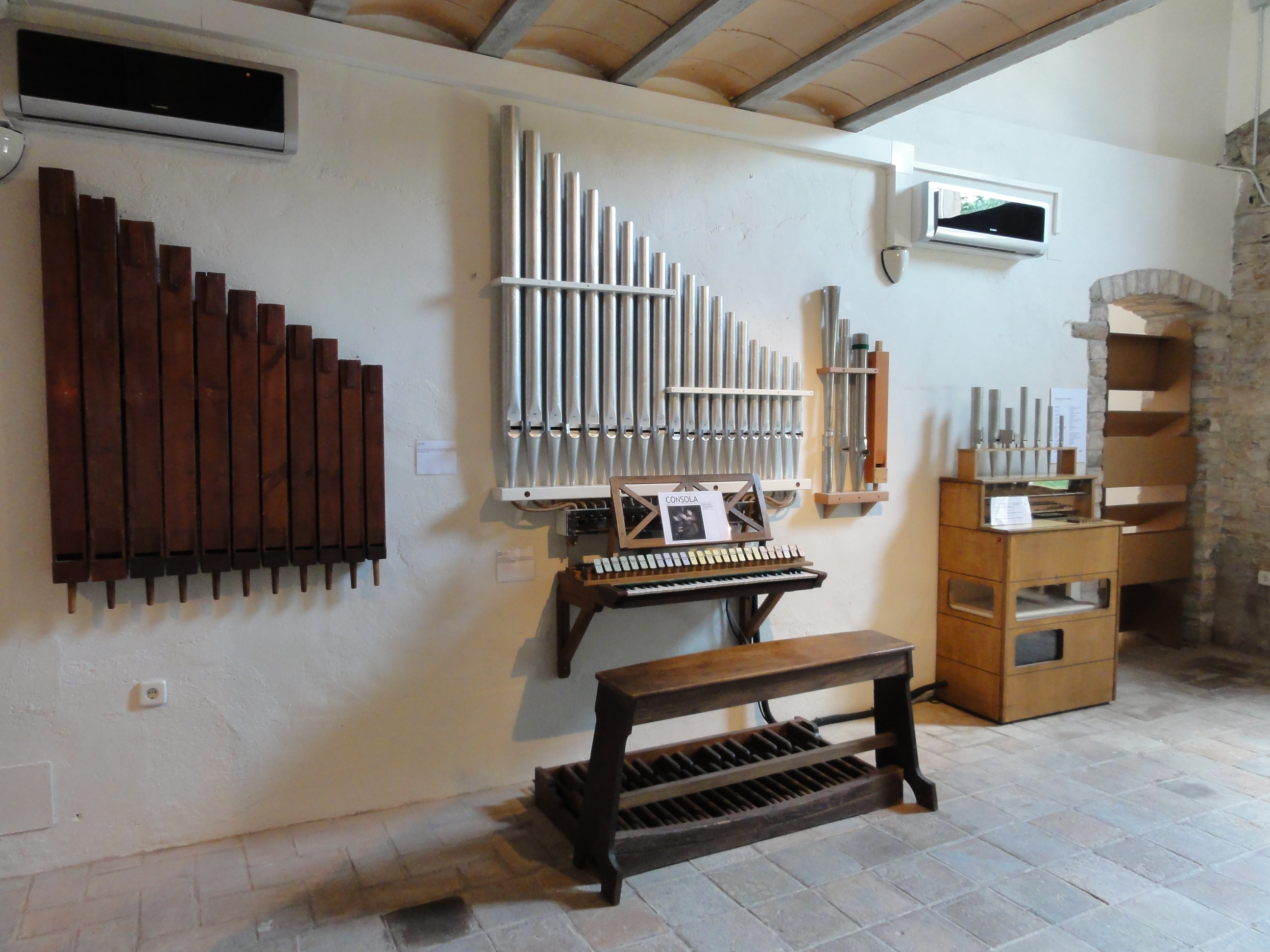 El Órgano, el rey de los instrumentos | Consorci de Turisme del Baix  Llobregat