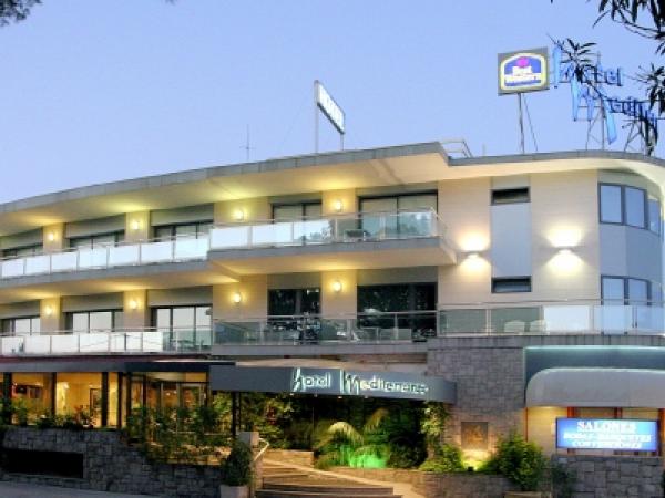 Fachada principal.jpg