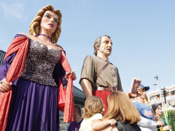 Cercavila amb els Gegants i els Diables de Casablanca pel Barrejant