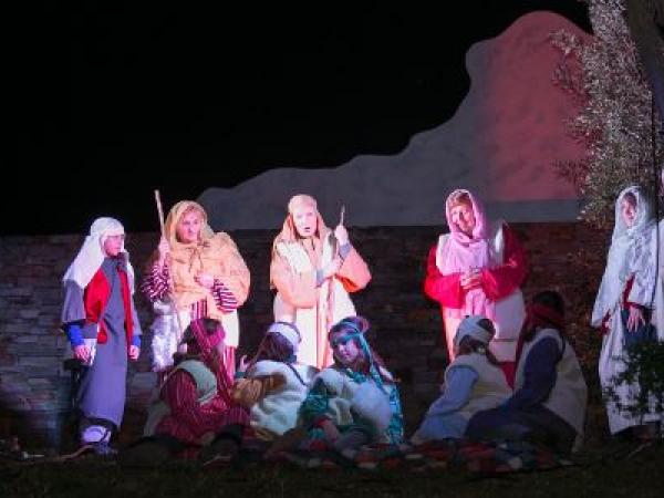 Pessebre vivent parlat