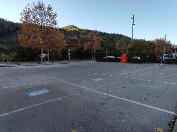Àrea d'estacionament d'autocaravanes Repsol-Vallirana