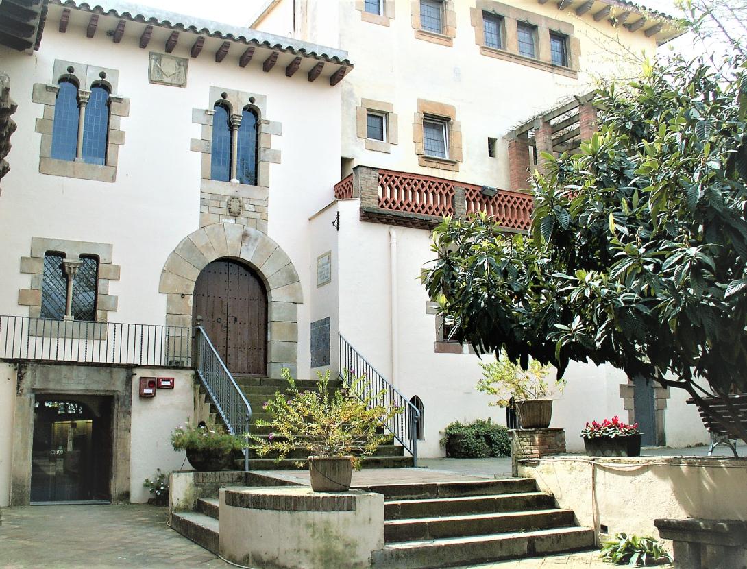 Visita guiada a &quot;L'Enrajolada&quot;, Casa Museu Santacana (s. XIX)