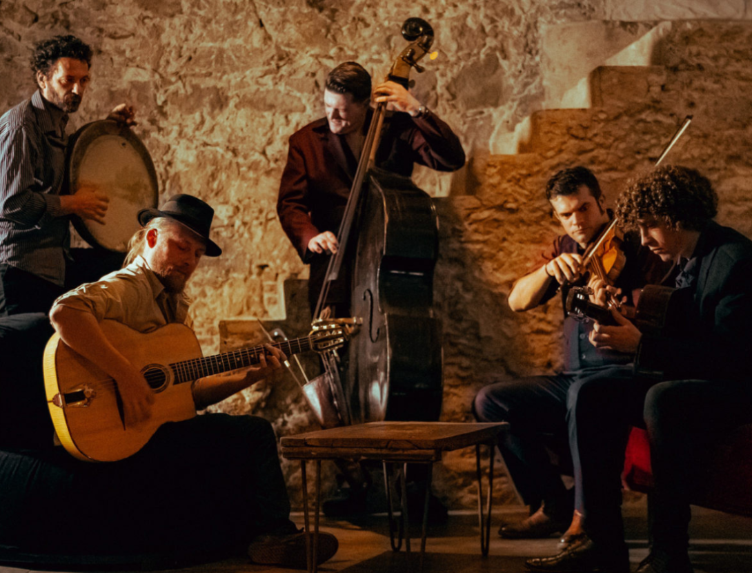 MÚSICA:  Concert de BRATIA. Cicle Contrabaix a Castelldefels