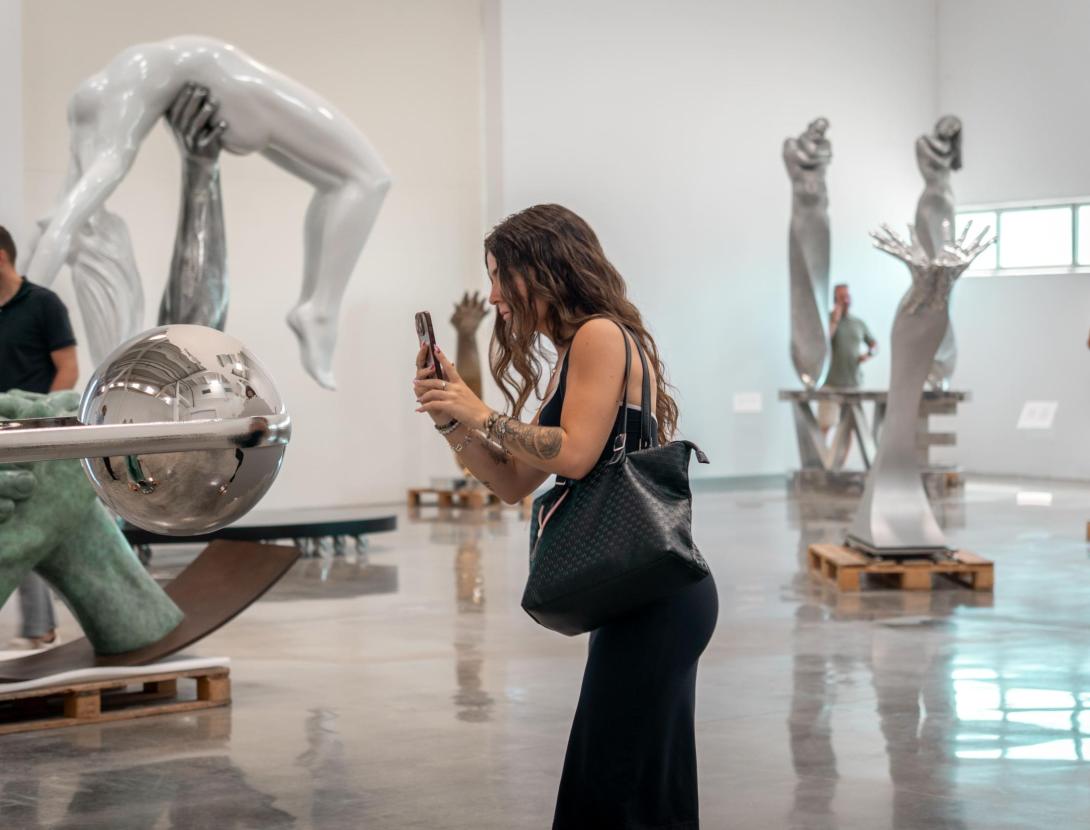 VISITA GUIADA A L'ESTUDI DE L'ARTISTA LORENXO QUINN