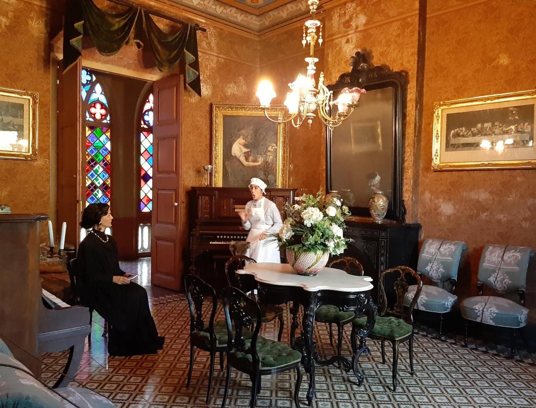 Teatre: Mercè Rodoreda: senyores i minyones