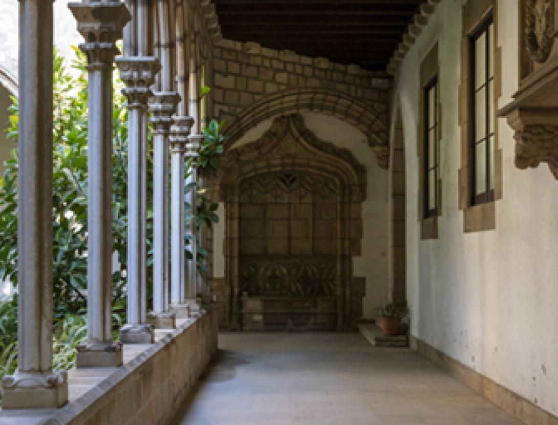 Portes obertes al Claustre de Montsió