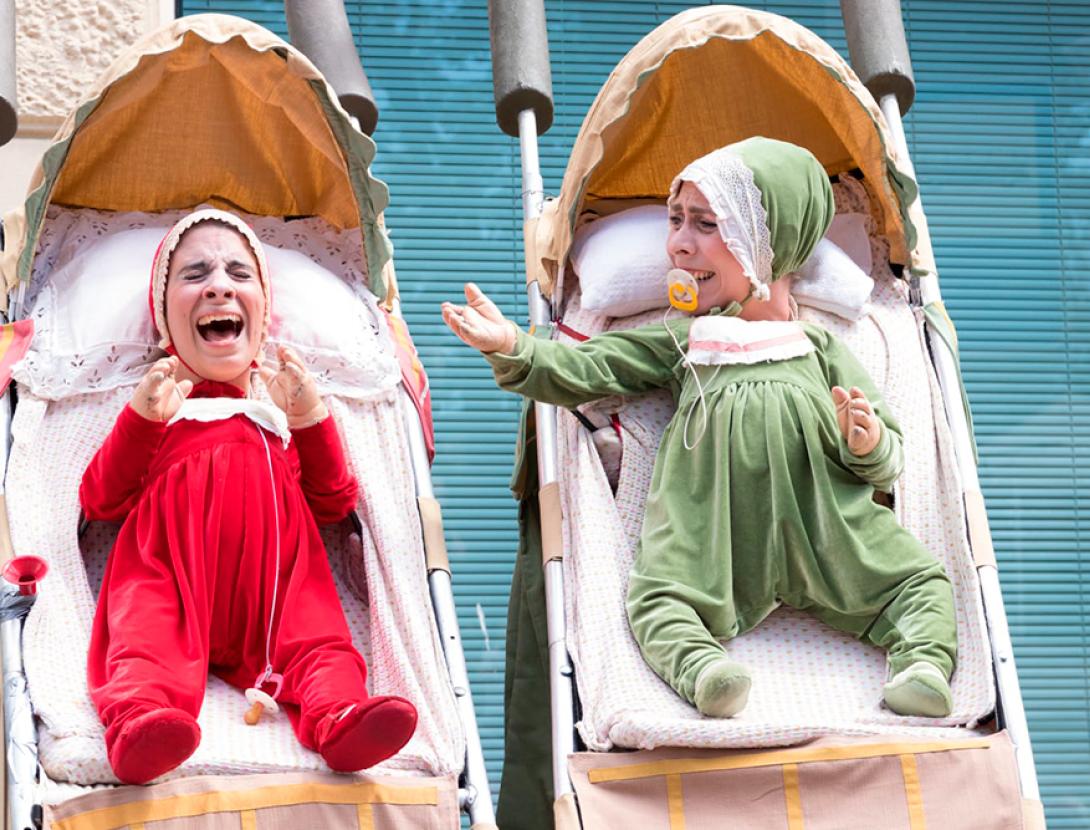 LE DUE E UN QUARTO. Senza denti