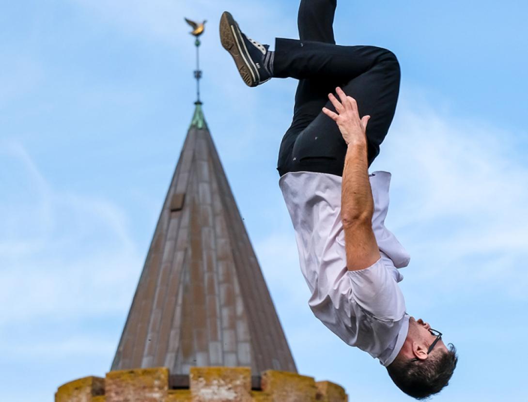 PLANETA TRAMPOLÍ. Back 2 Classics