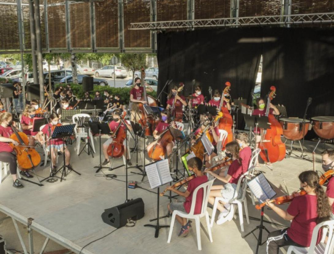 Concert de Primavera de les Orquestres de Corda de l'Escola d'Arts en Viu