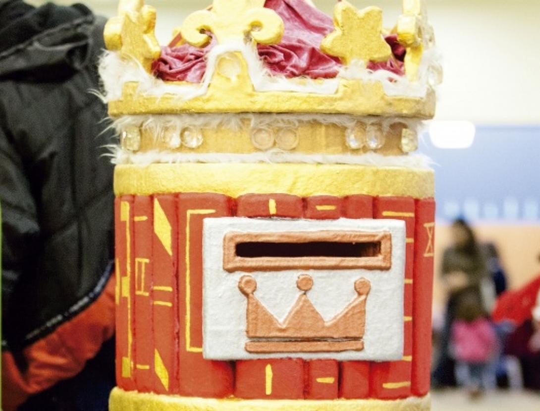 Visita del carter reial + xocolatada a les Cases de la Seda