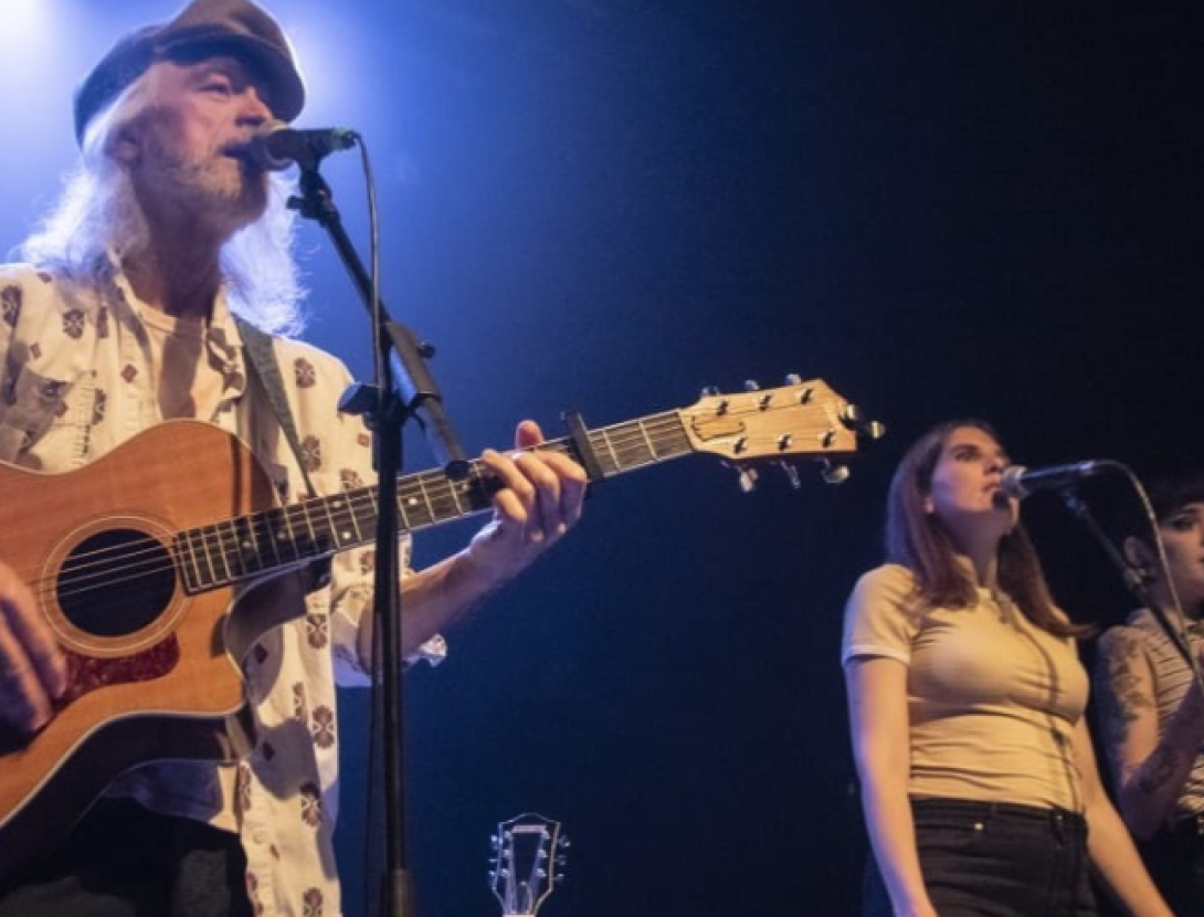 Steve and The Songbirds a La Platja de Cal Ninyo