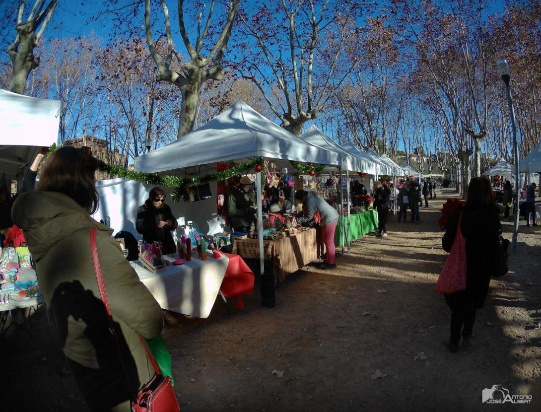 Fira de Nadal al Camet de la Colònia Güell