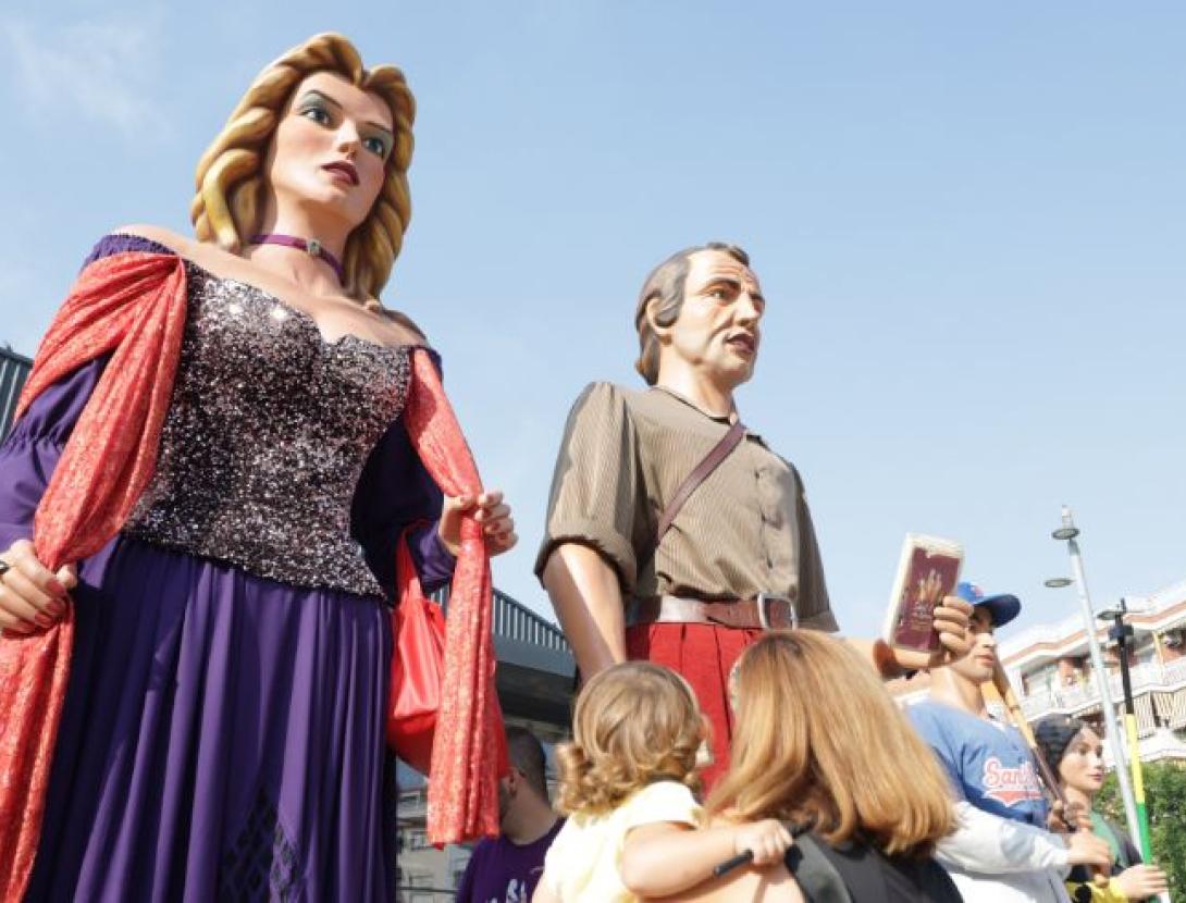 Cercavila amb els Gegants i els Diables de Casablanca pel Barrejant