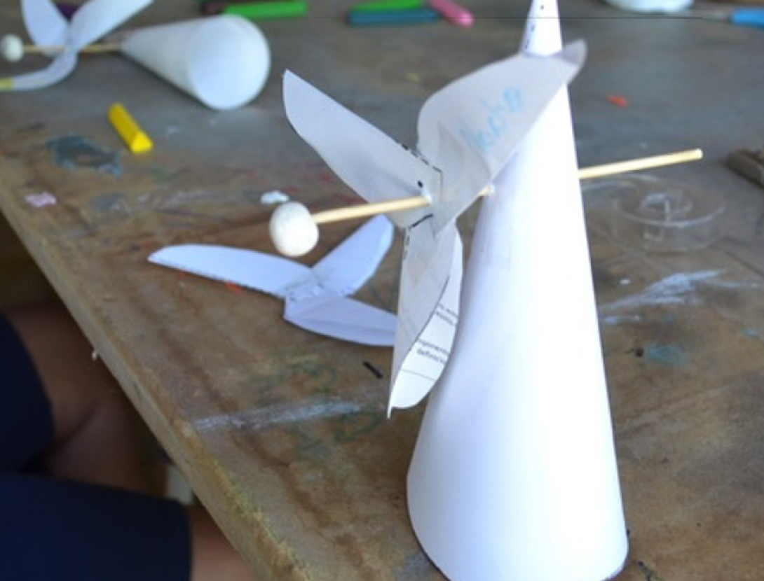 Activitat: Fem un molinet de vent