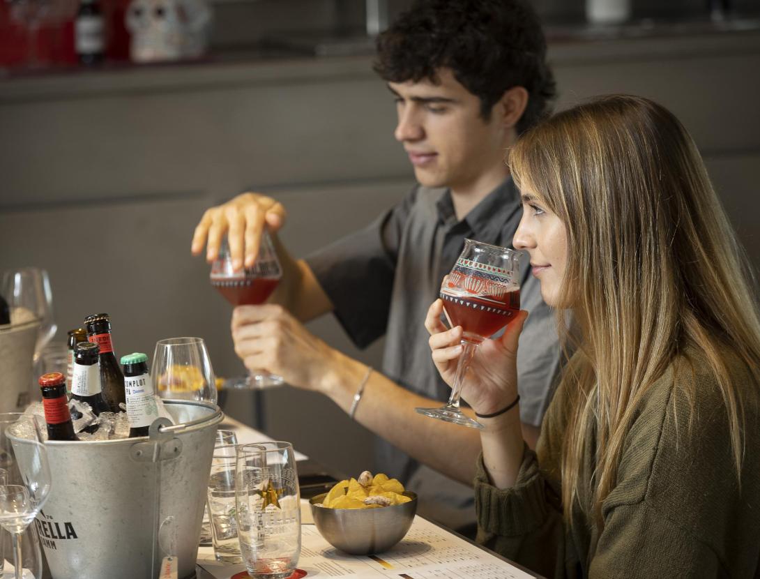 Visita + tast amb tiratge a la Fàbrica Estrella Damm