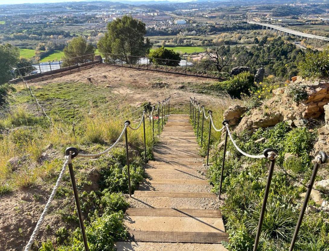 Visita comentada al Castell de Voltrera i al Balcó de Montserrat