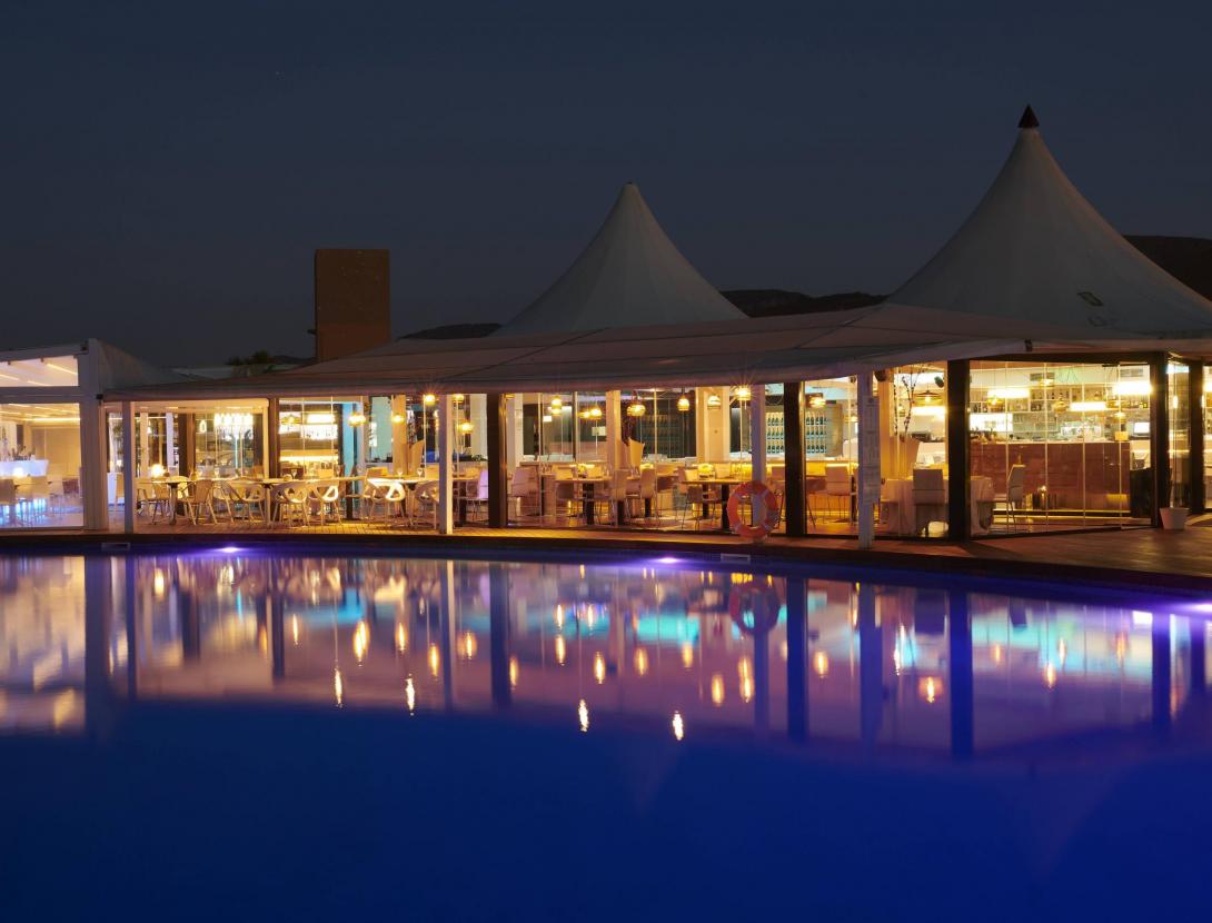 Ven a celebrar estas fiestas en Casanova Beach Club