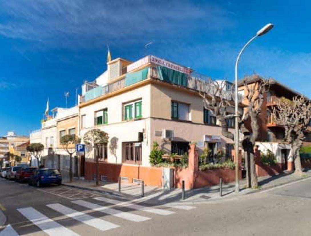 hostal fonda chavarria.jpg